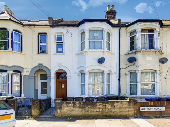 Arthur Road (First Floor Flat), London