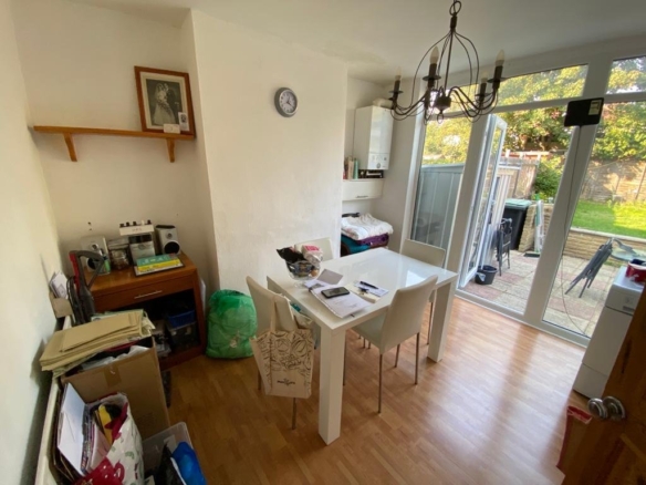 Oaklands Avenue, London
