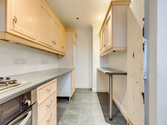 Richmond Crescent, London