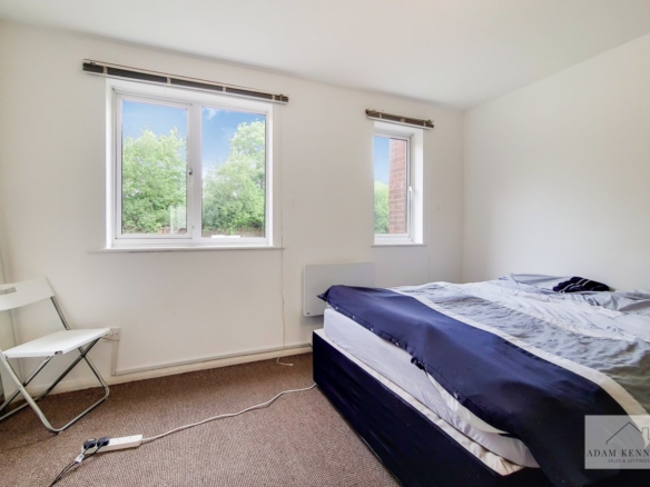Chaffinch Close, London