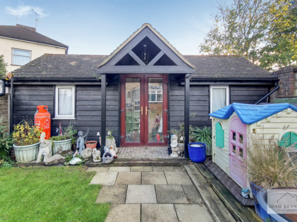 Lansbury Road, Greater London