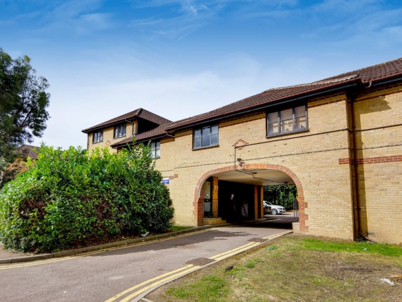 Hickory Close, London