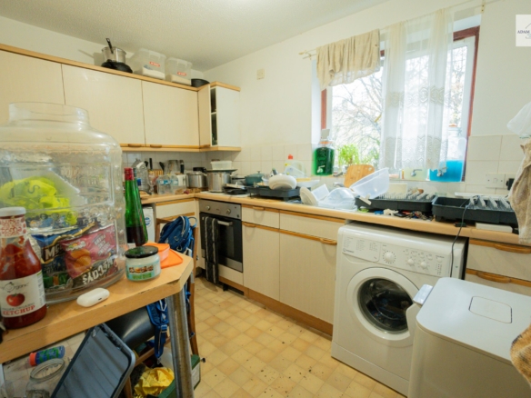 Swaythling Close, London
