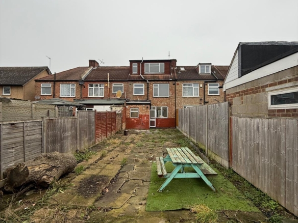 Morley Avenue, London