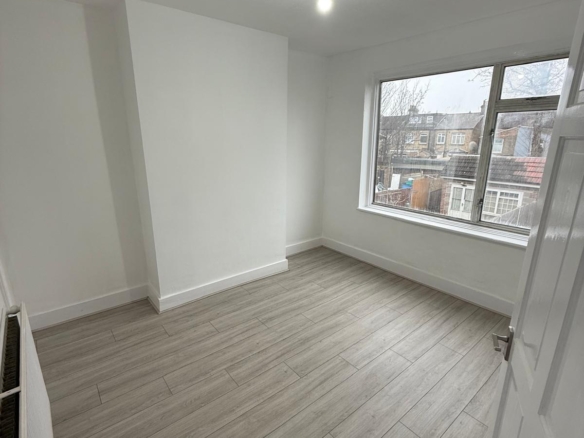 Morley Avenue, London