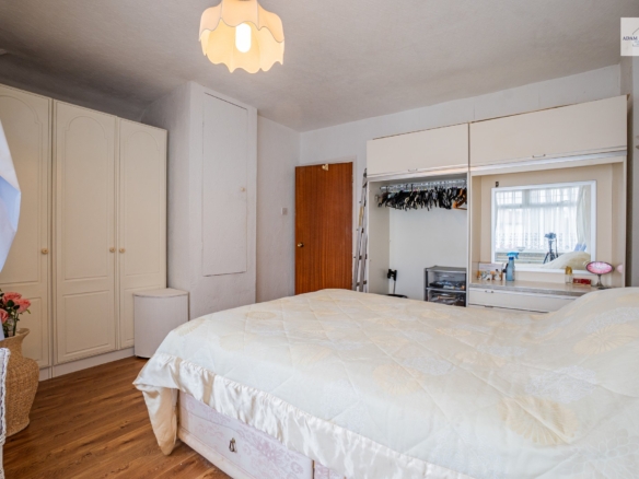 Elmcroft Avenue, London