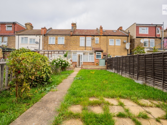 Lincoln Road, Enfield