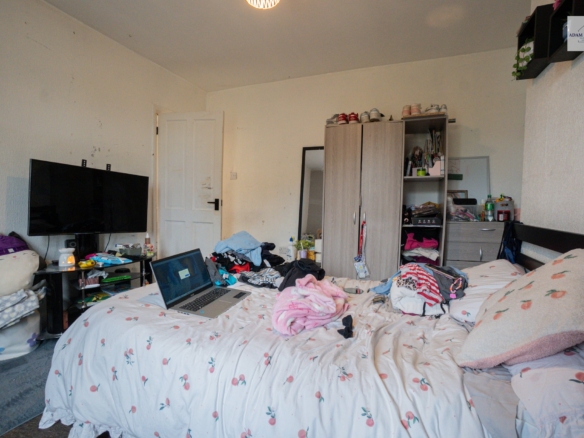 Standard Road, Enfield