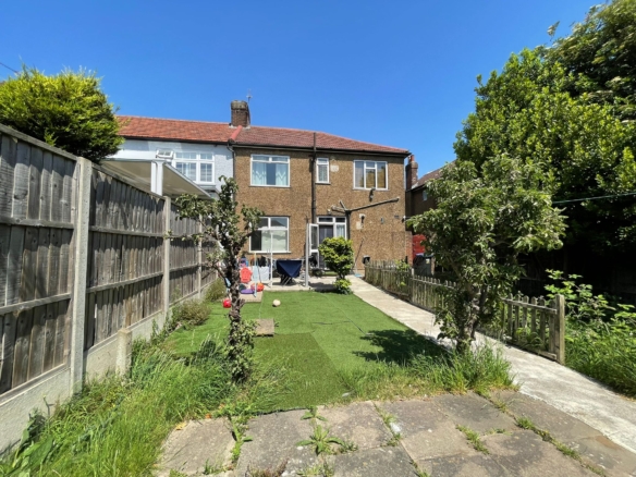 Lincoln Way, Enfield