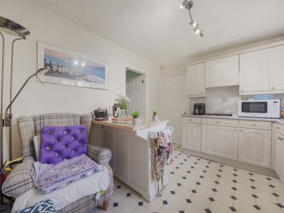 Dahlia Close, Waltham Cross