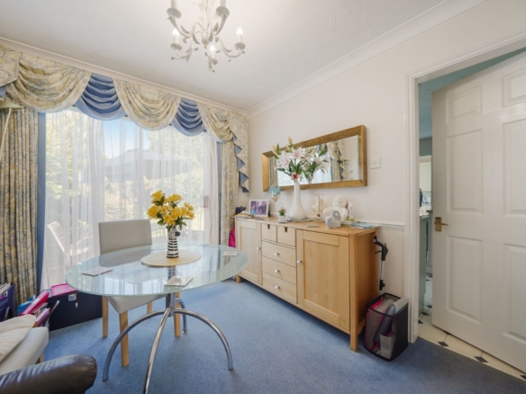 Dahlia Close, Waltham Cross