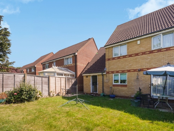 Dahlia Close, Waltham Cross