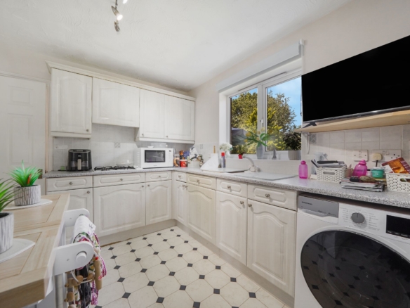 Dahlia Close, Waltham Cross